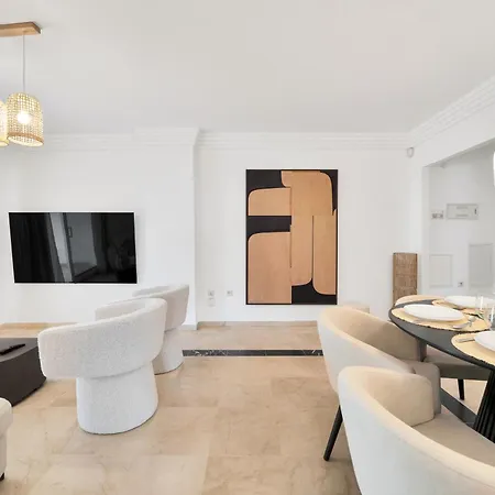 Apartment Beachfront - Exclusivo En Primera Linea De Playa Marbella